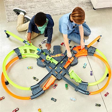 Pista Hot Wheels Choque Colossal Gfh Mattel Parcelamento Sem Juros