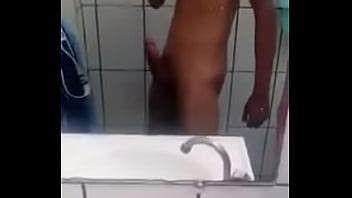 Novinho magrelo se exibindo pauzão gostoso XVIDEOS