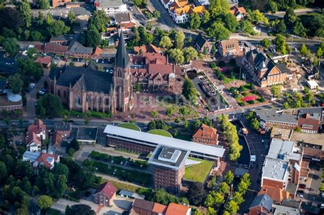 Luftaufnahme Papenburg Kirchengebäude Sankt Antonius Kirche in