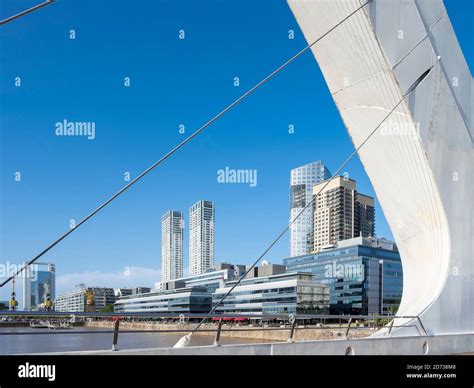 Puente De La Mujer A Rotating Footbridge Designed By Architect