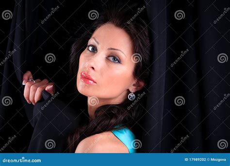 Mooie Brunette Stock Foto Image Of Achtergrond Menselijk