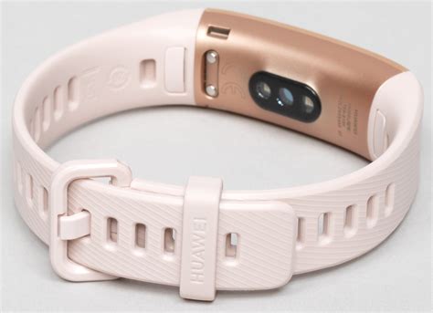 Обзор фитнес-браслета Huawei Band 4 Pro