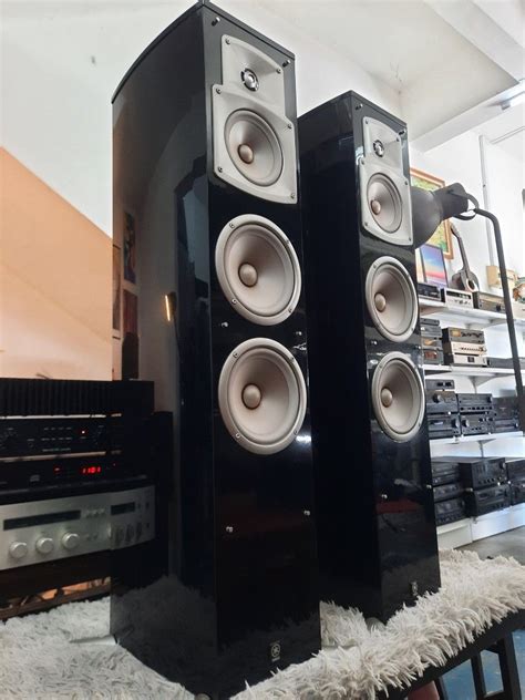 Yamaha ns-555 tower speaker, Audio, Soundbars, Speakers & Amplifiers on ...