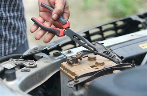 Fixing a Dead Car Battery: Step-by-Step Guide