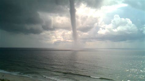 Epic Water Spout In Carolina Beach Nc 8 18 Youtube