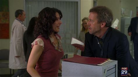 Cuddy In House Training Dr Lisa Cuddy Image 5221554 Fanpop