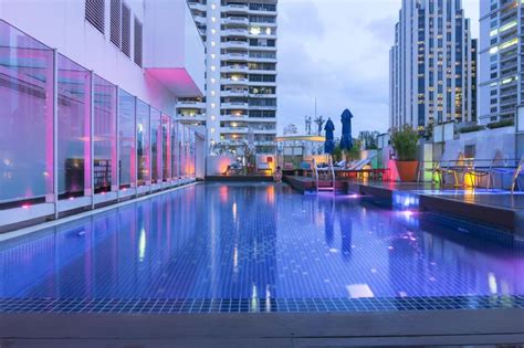 Dream Hotel Review: Stay in the Center of Bangkok