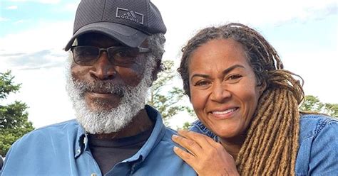 John Amos' Daughter Shannon Celebrates 55th Birthday while Posing in ...