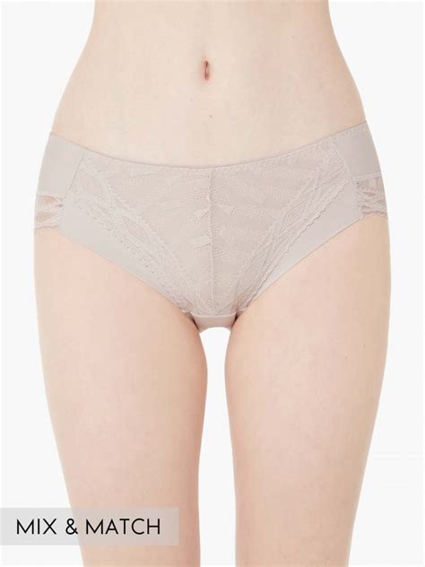 BF 03081 Lace Invisible Tactel Short Brief Nude SATAMI Lingerie 蕾絲無痕Tactel平口內褲 膚 SATAMI 網上商店