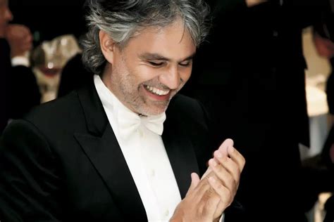 Andrea Bocelli Anuncia Que Fue Infectado Por El Coronavirus Y Dona Su