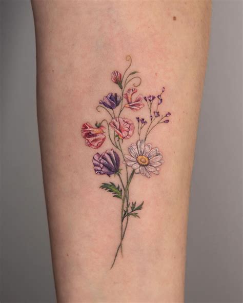 30 Best Daisy Tattoo Ideas You Should Check