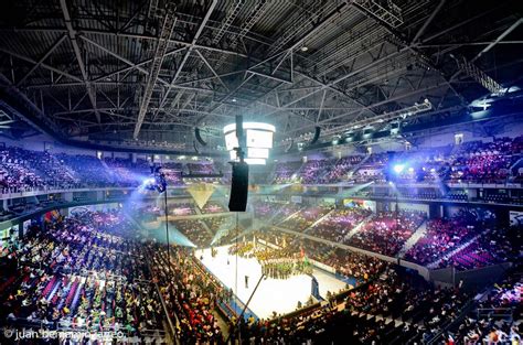 Mall of Asia Arena – Sink Combs Dethlefs