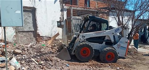 Retira Gobierno Municipal Escombro Y Basura En La Colonia Barrio De