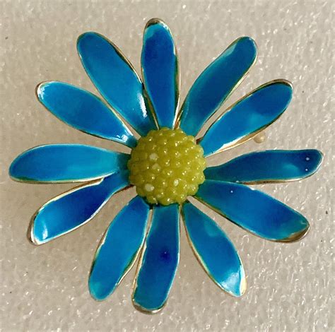 Vintage Brooch Enamel Blue Daisy 2 Gorgeous Color Love Flowers Great