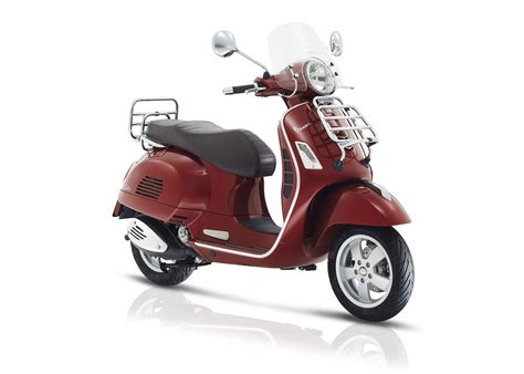 Vespa Gts 125 Touring Scooter Gama 125cc Andar De Moto