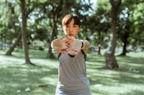 5 Hand And Wrist Stretch Exercises For Mobility Hand And Wrist Center