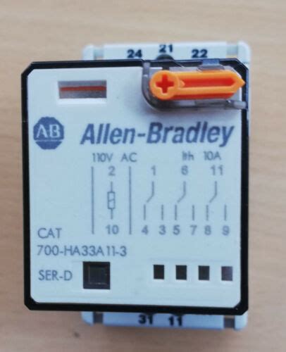 Allen Bradley Relais CAT HA33A11 3 Mit Sockel 700 HN101 Spule 110V AC