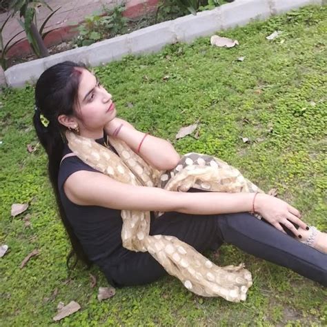 Kajal Shukla Kajalshukla786 • Threads Say More