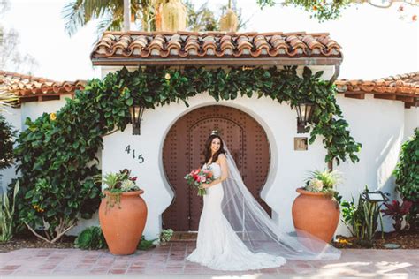 Spanish Style Wedding Wedding And Party Ideas 100 Layer Cake