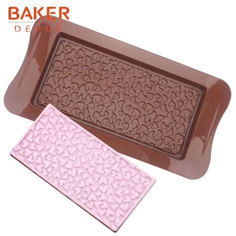 BAKER DEPOT Heart Shaped Break Apart Chocolate Molds Food Grade Non