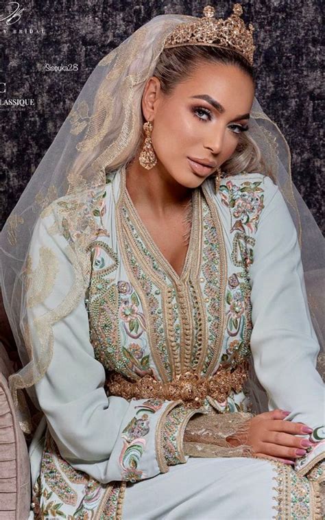 Vente Location caftan de mariée à Paris Robe Takchita 2021 Caftan