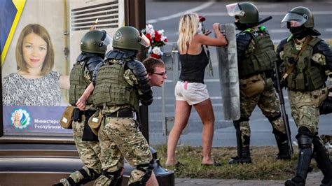 Світові ЗМІ проводять паралелі й аналізують відмінності між протестами ...