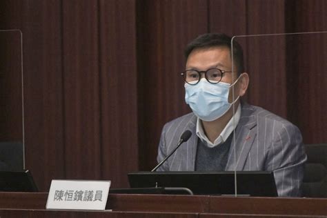 立會通過145億撥款更換港島交通燈 有議員質疑臨時交通安排費用過高 星島日報