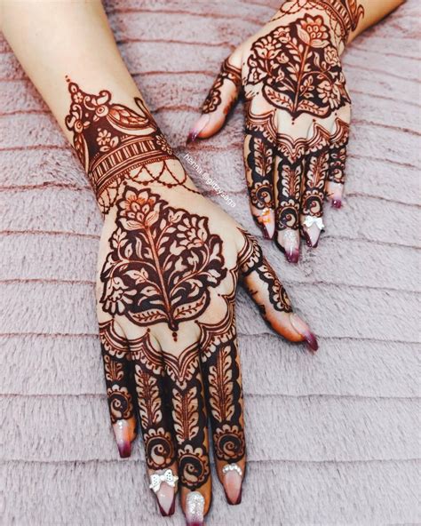 gorgeous floral mehndi designs   hands  feet