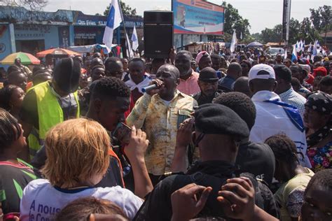 Grande Mobilisation Mbandaka Du Monde Dans Les Rues Et Art Res Me