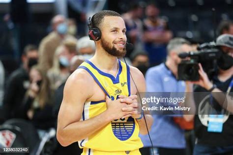 Stephen Curry Interview Photos And Premium High Res Pictures Getty Images