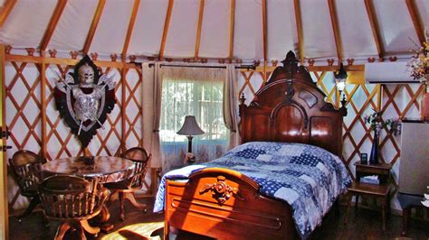 Five Relaxing Romantic Yurt Getaways in Oregon - Pacific Yurts