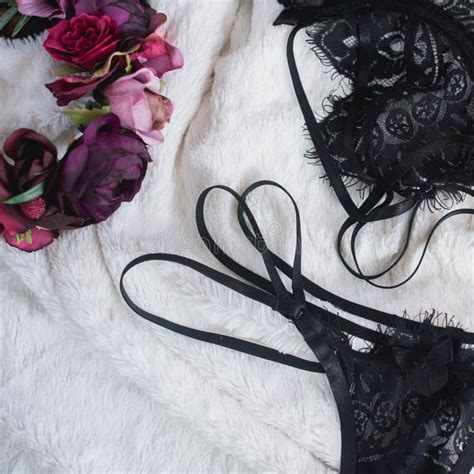 Het Ondergoed Van Kanten Lingerievrouwen Op Witte Close Up Als Achtergrond Sexy Lingerie Stock