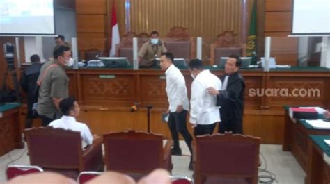 Ceritakan Peristiwa Di Magelang Kuat Ma Ruf Kasur Berantakan Saat