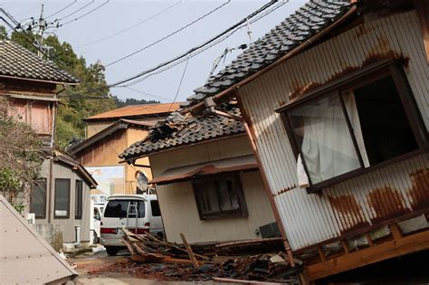 V Deos Mostram Momento Em Que Terremoto De Magnitude Atinge O Jap O