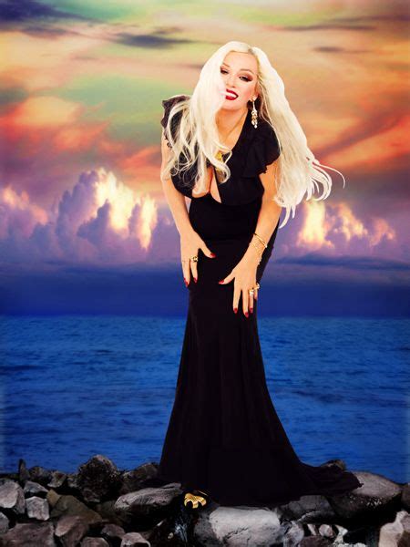 Mamie Van Doren Famousfix