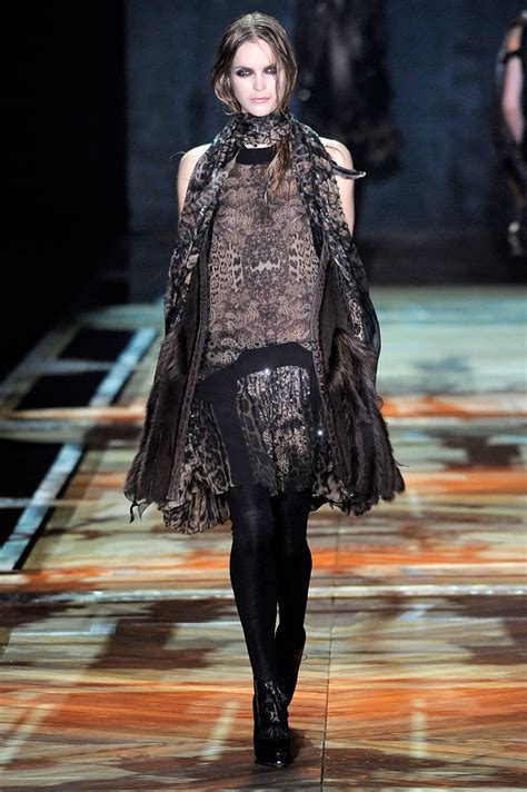 Roberto Cavalli Milão outono inverno 2011 12 Lilian Pacce