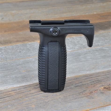 Kriss Vertical Grip Hb Industries