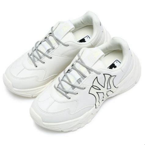 Jual MLB Korea New York Yankees Sneakers Big Ball Chunky A White