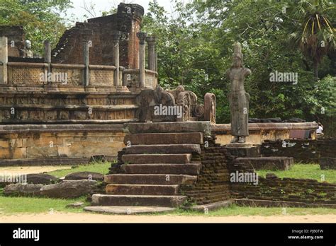 Ancient Ruins In Sri Lankan Jungle Polonnaruwa Vatadage Stock Photo