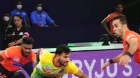 Pkl Patna Pirates Thrash U Mumba And Go Top Of Points Table