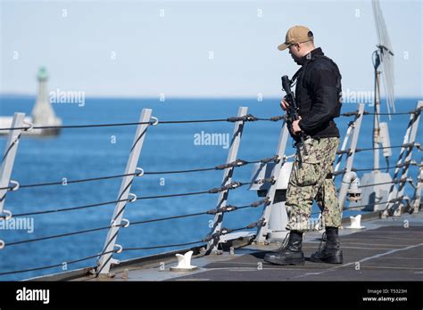 Us Navy Der Arleigh Burke Klasse Lenkwaffen Zerst Rer Uss Schwer Ddg