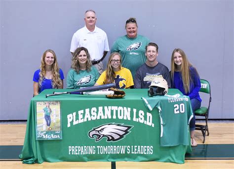 Pleasantons Logan McAda Signs With Frank Phillips College Softball