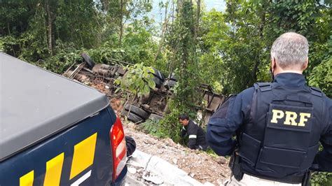 Trabalhos De Remo O De Caminh O Acidentado Na Serra Das Antas Devem