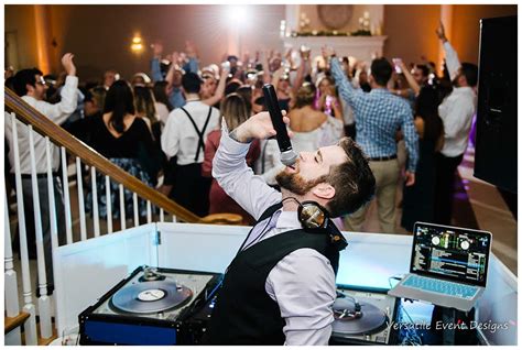 Professional DJ Services Can Make Or Break The Party: Here’s How!