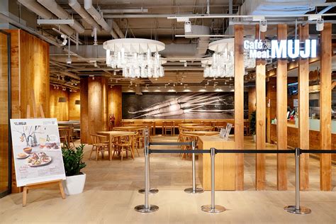 Muji Plaza Singapura Muji