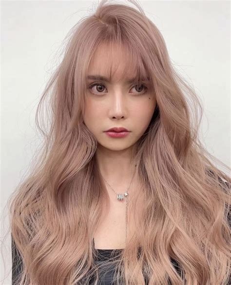 Pin By Dawson Chou On Girl Long Hair Peach Hair Dye Hair Color Pink Beige Hair