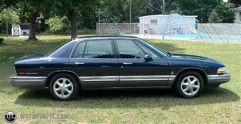 Buick Park Avenue Information And Photos Momentcar