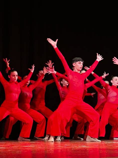 Danza Csi Danza Con Il Cuore Lecce Al Palaventura Rassegna Nel