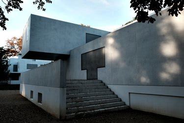 Bauhaus Architecture Characteristics | Hunker