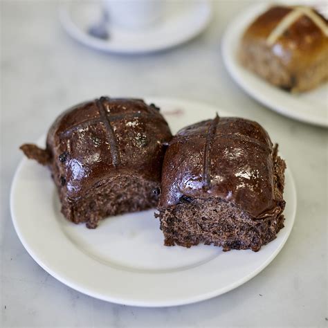 NUTELLA CHOCOLATE HOT CROSS BUN Brunetti Classico Cafe Melbourne